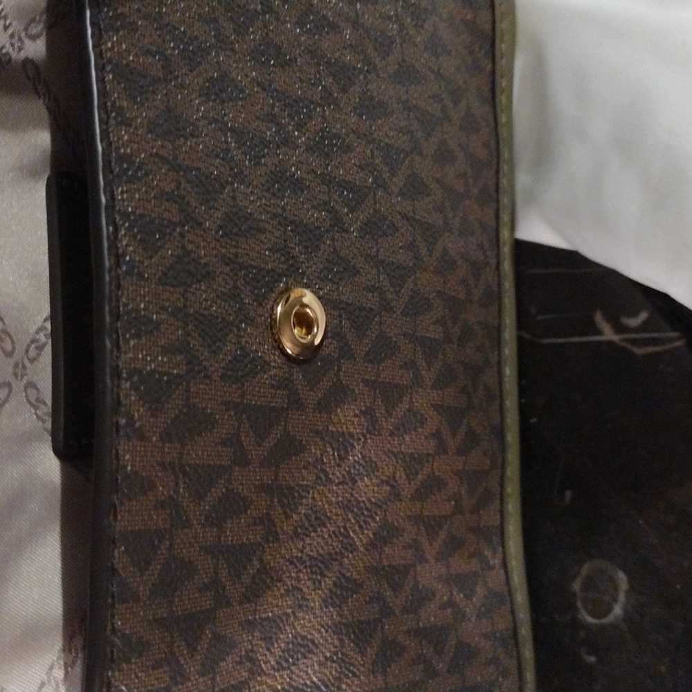 Michael Kors Large Eva Shoulder Tote Bag with wristlet Brown / Olive SOLD, SOLD, - Picture 10 of 16